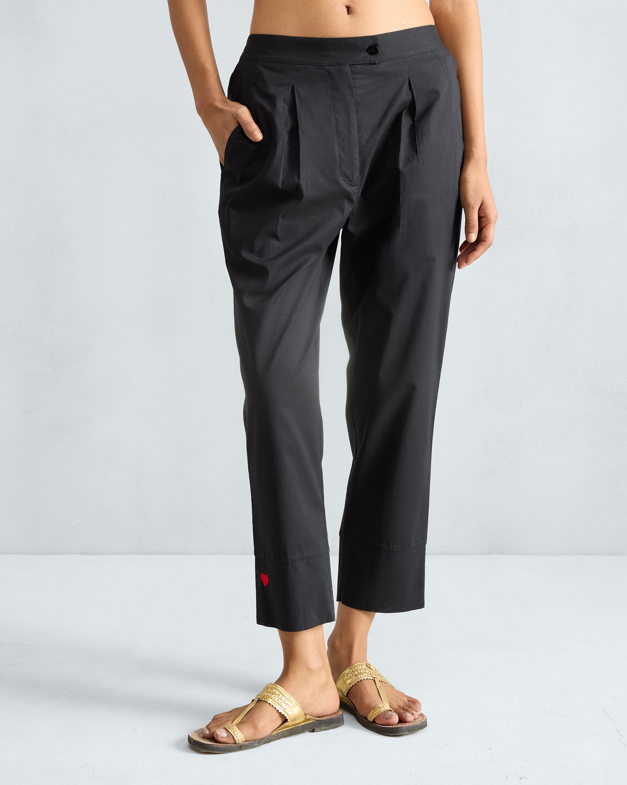 Narrow Pants - Black