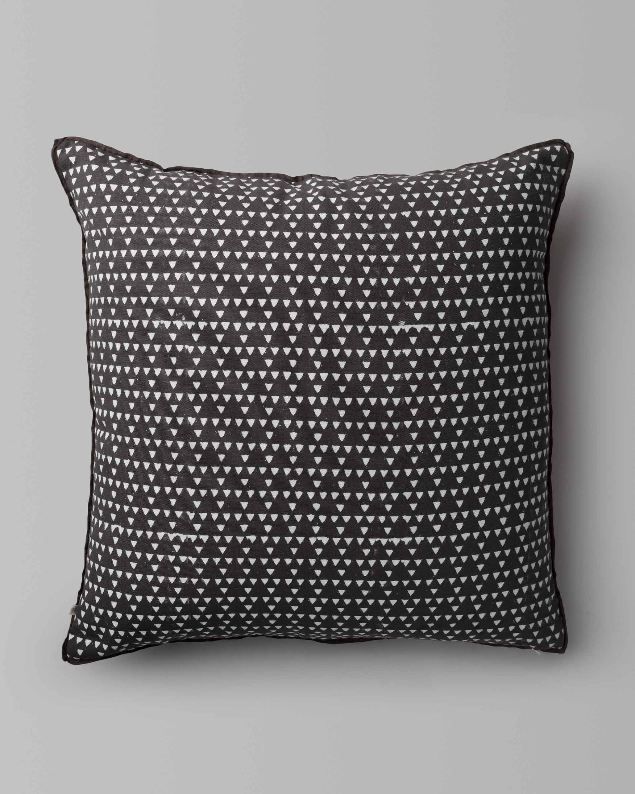 Zan Cushion Cover