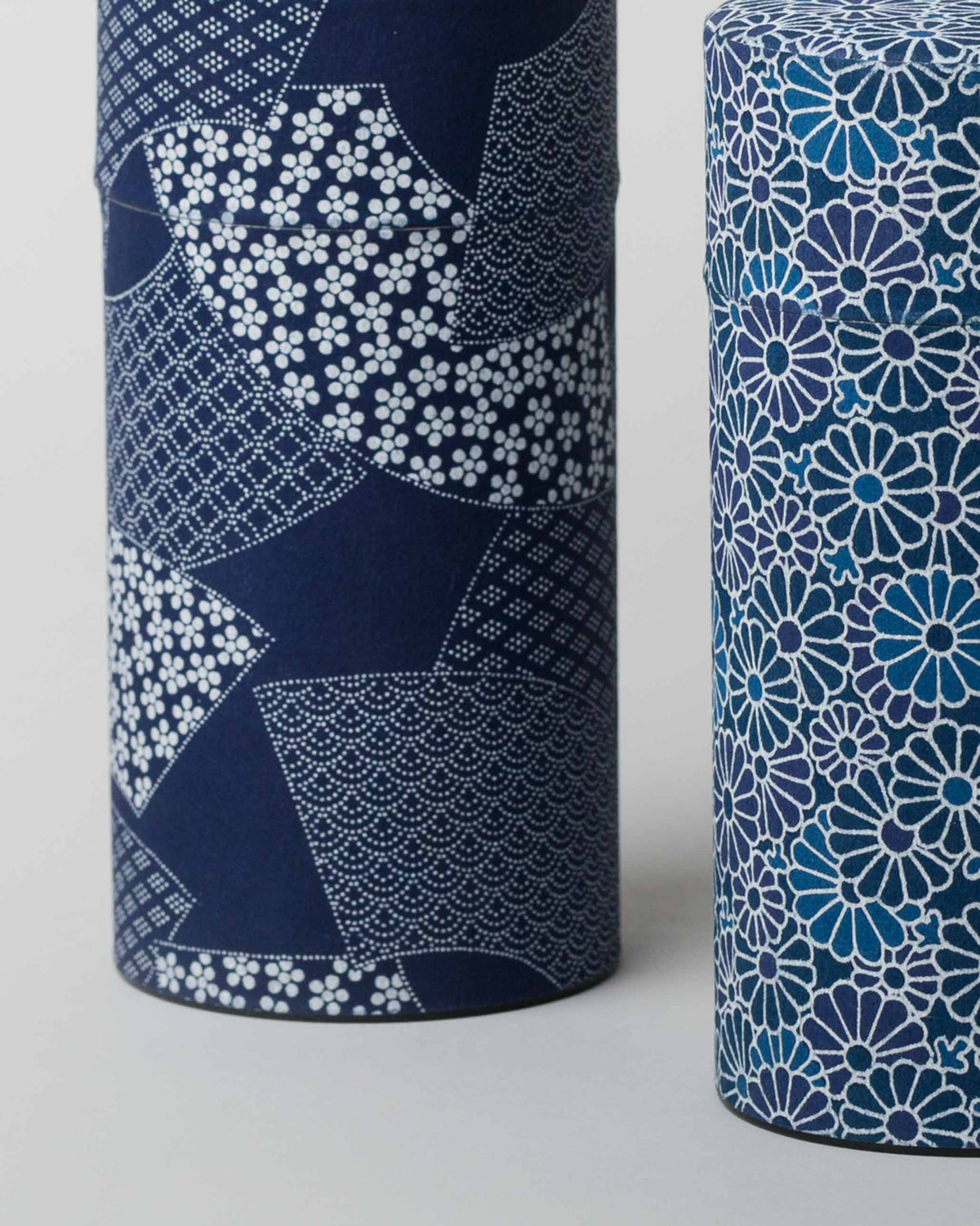 Aiiro Tea Cans ( Set of 2)