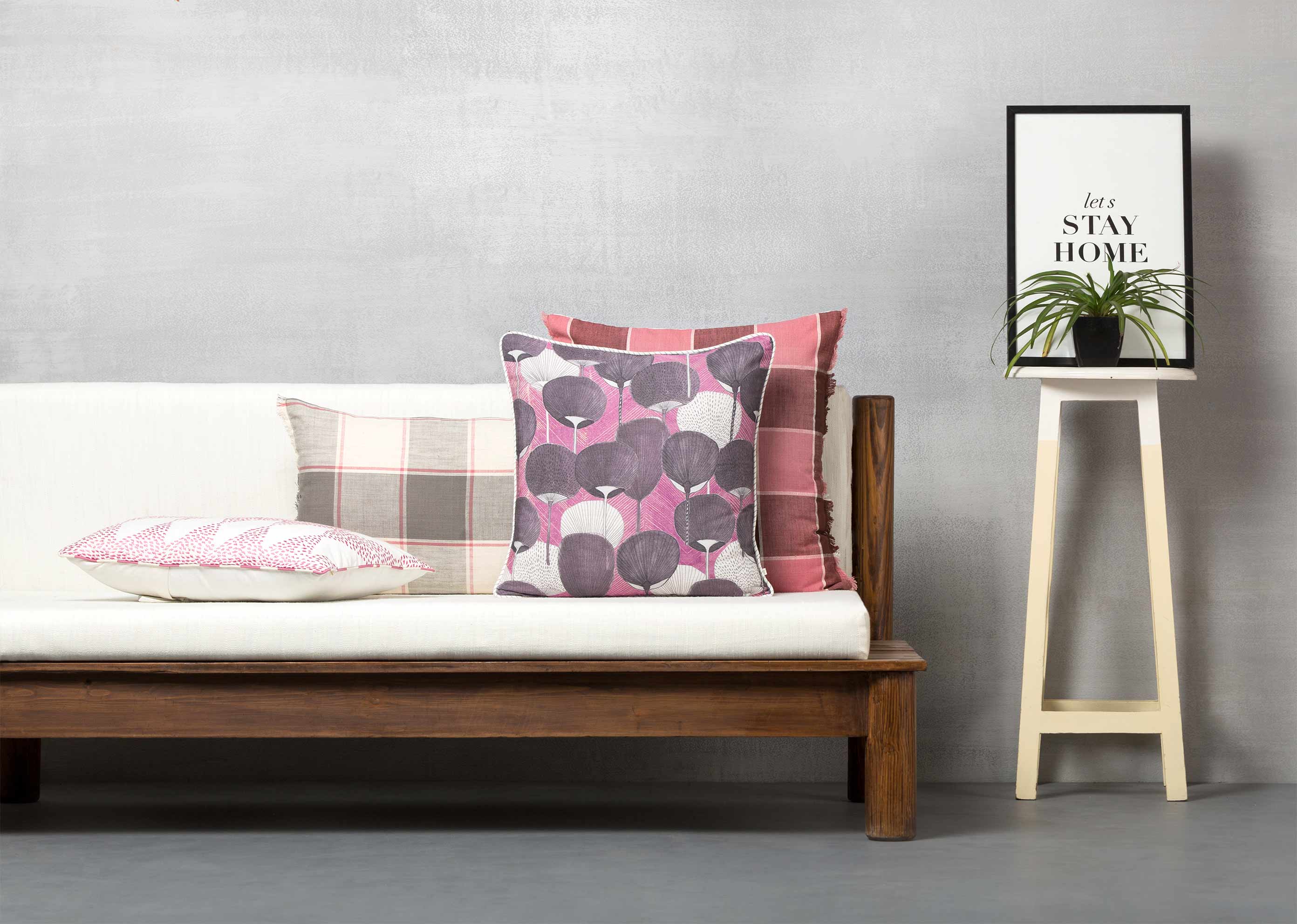 Kaze Cushion Cover - Pink