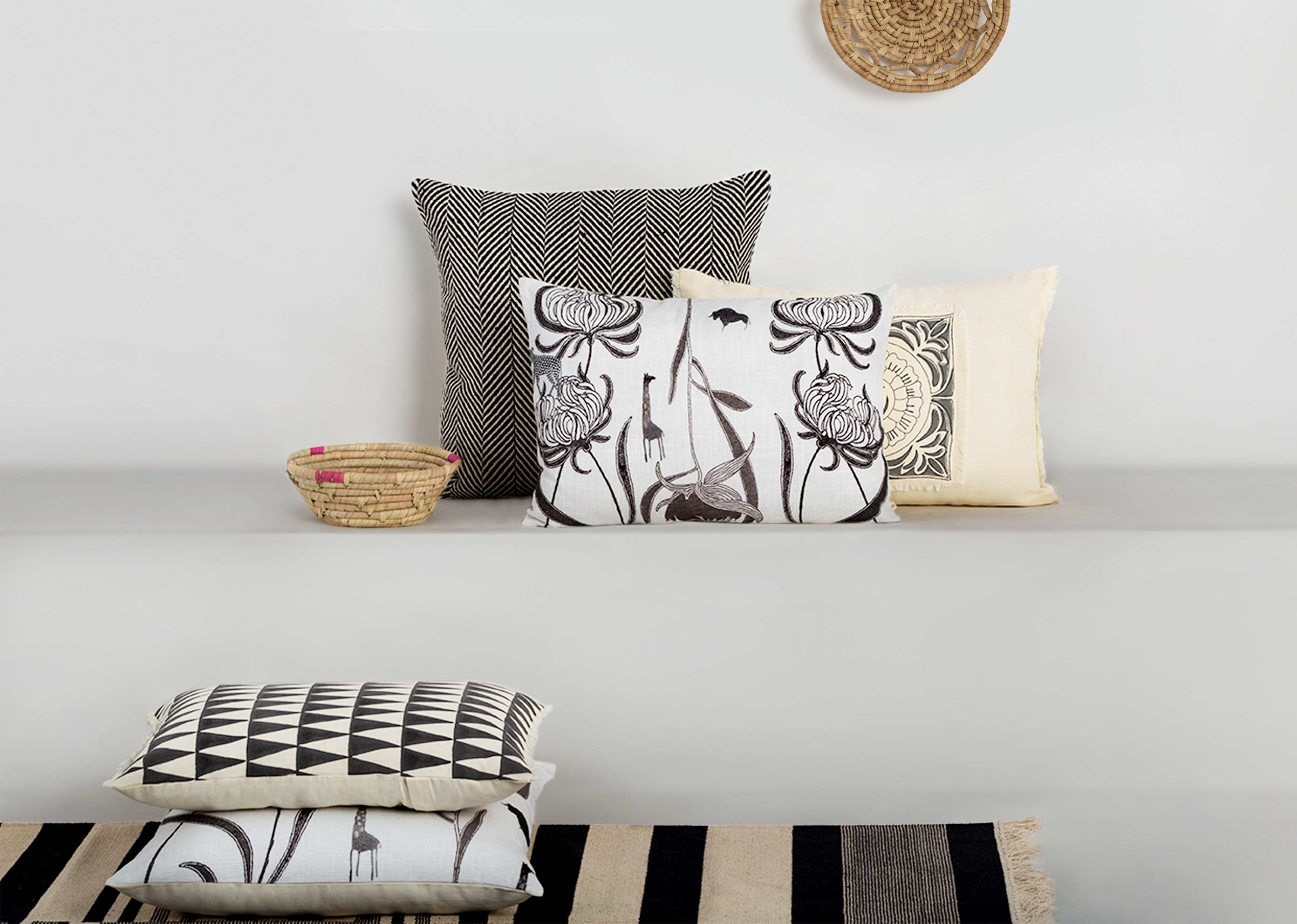 Chrysanthemum Animals Pillow Cover