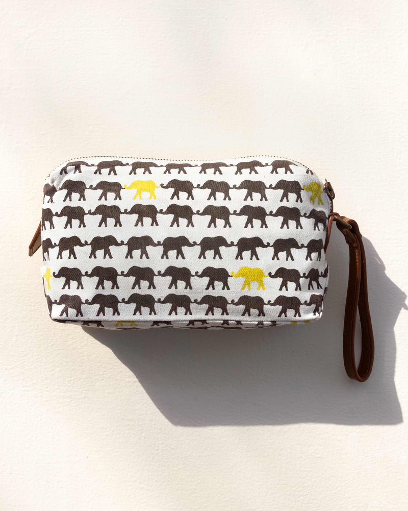 Tora Make-Up Pouch - White