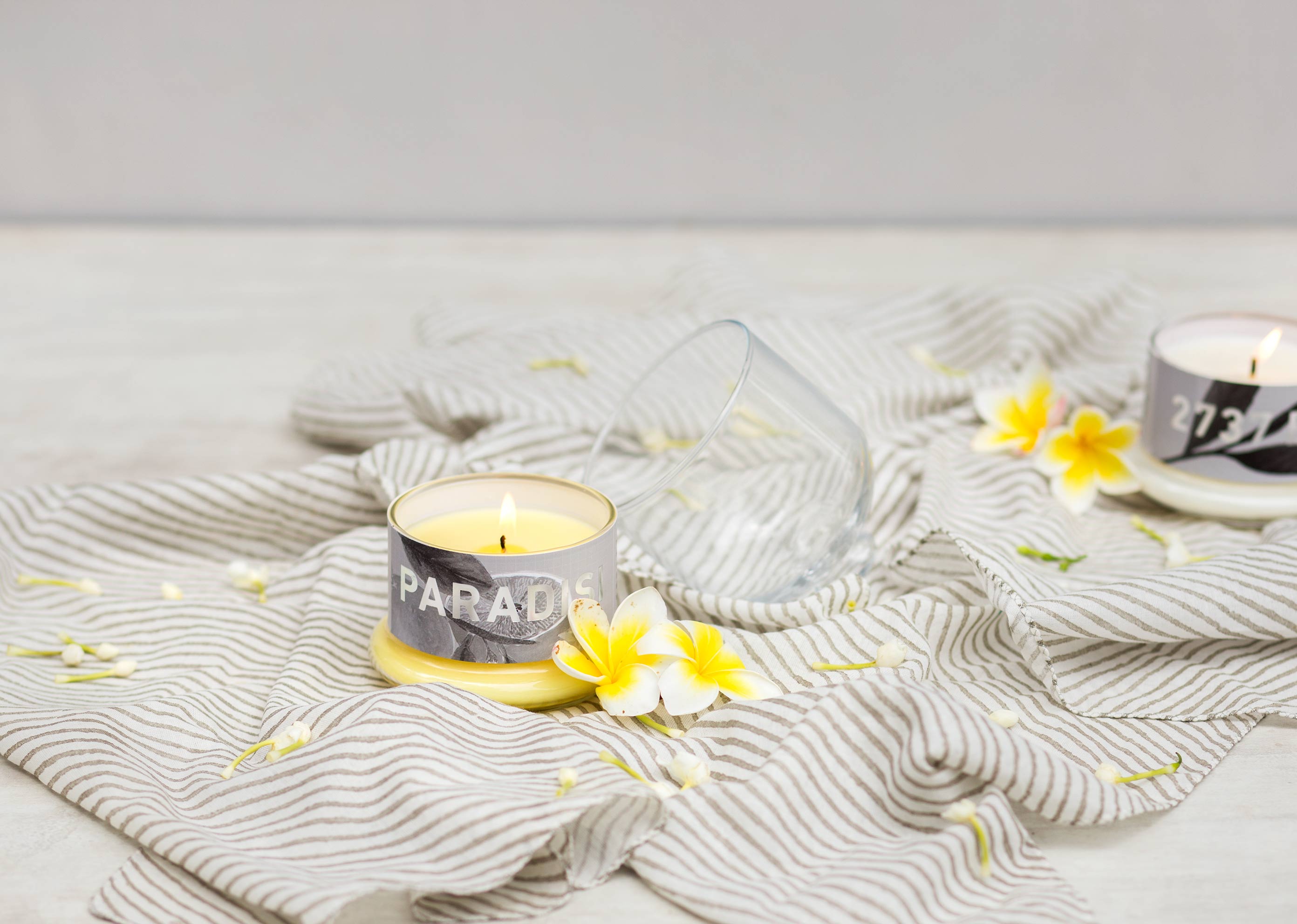 Paradisi Bell Jar Candle - Small