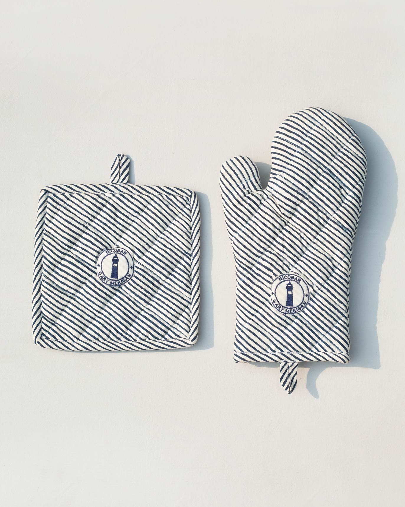 Pot Holder & Mitten Set