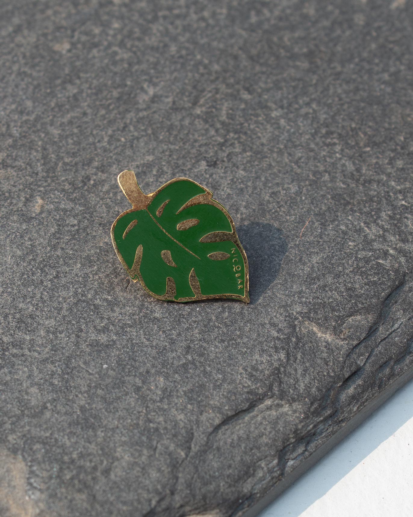 Monstera Pin