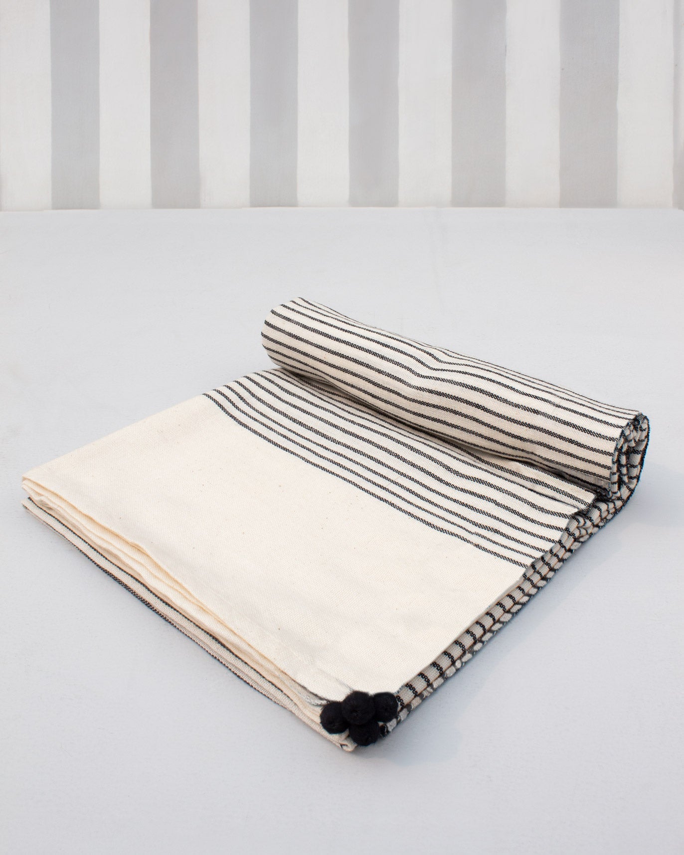 Stripe Beach Throw - Black on White