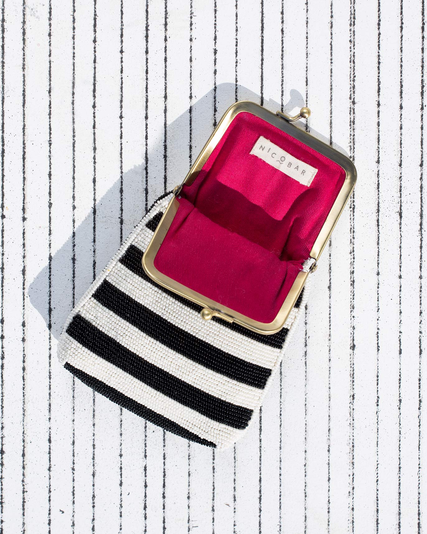 Hana Spectacle Stripe Case - Black & White