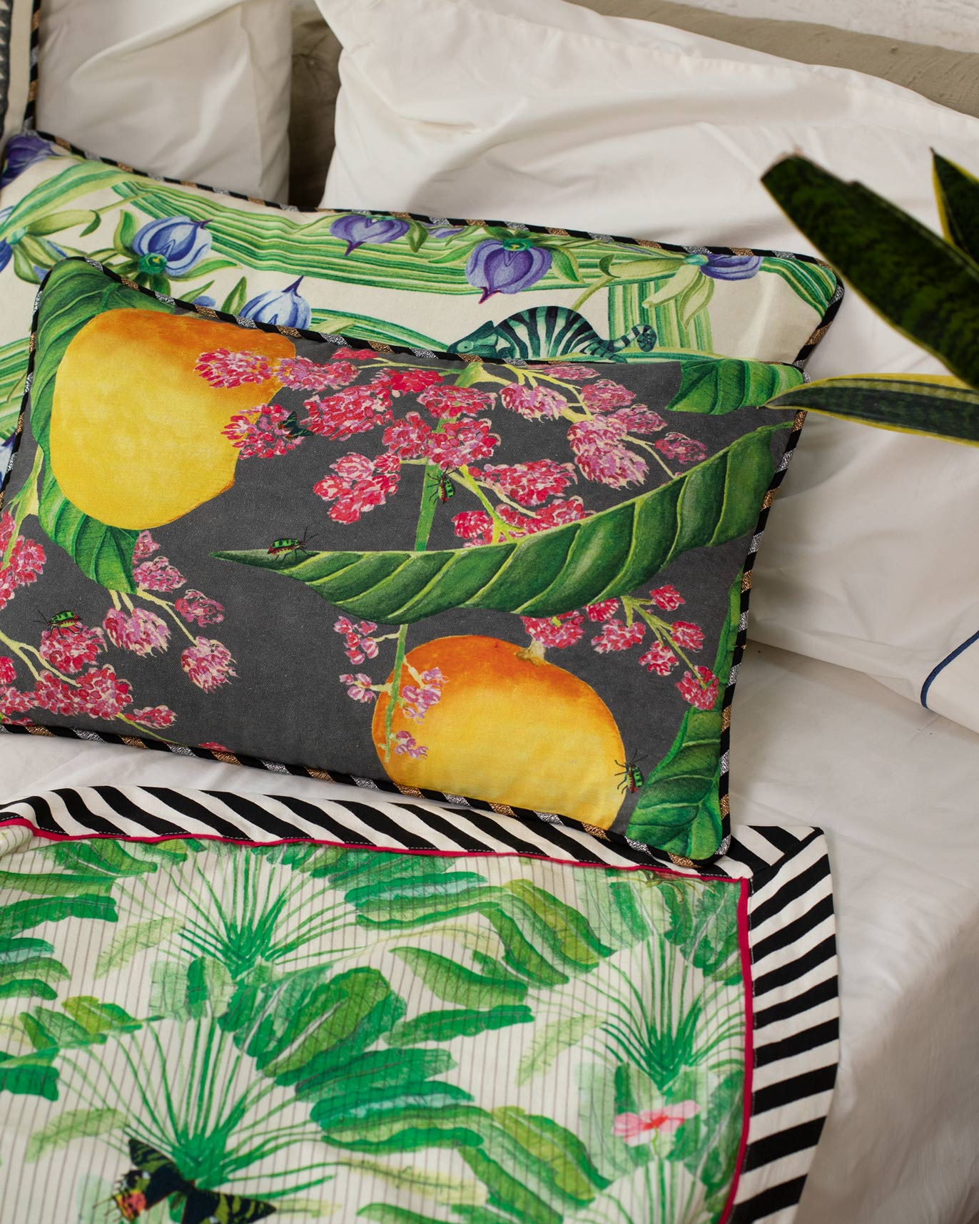 Ravenala Bed Cover - Queen