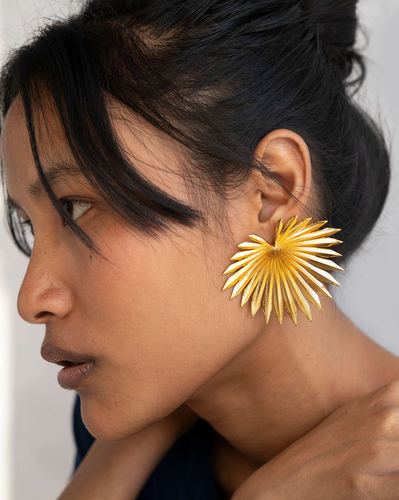 Palm Leaf Earrings - Gold