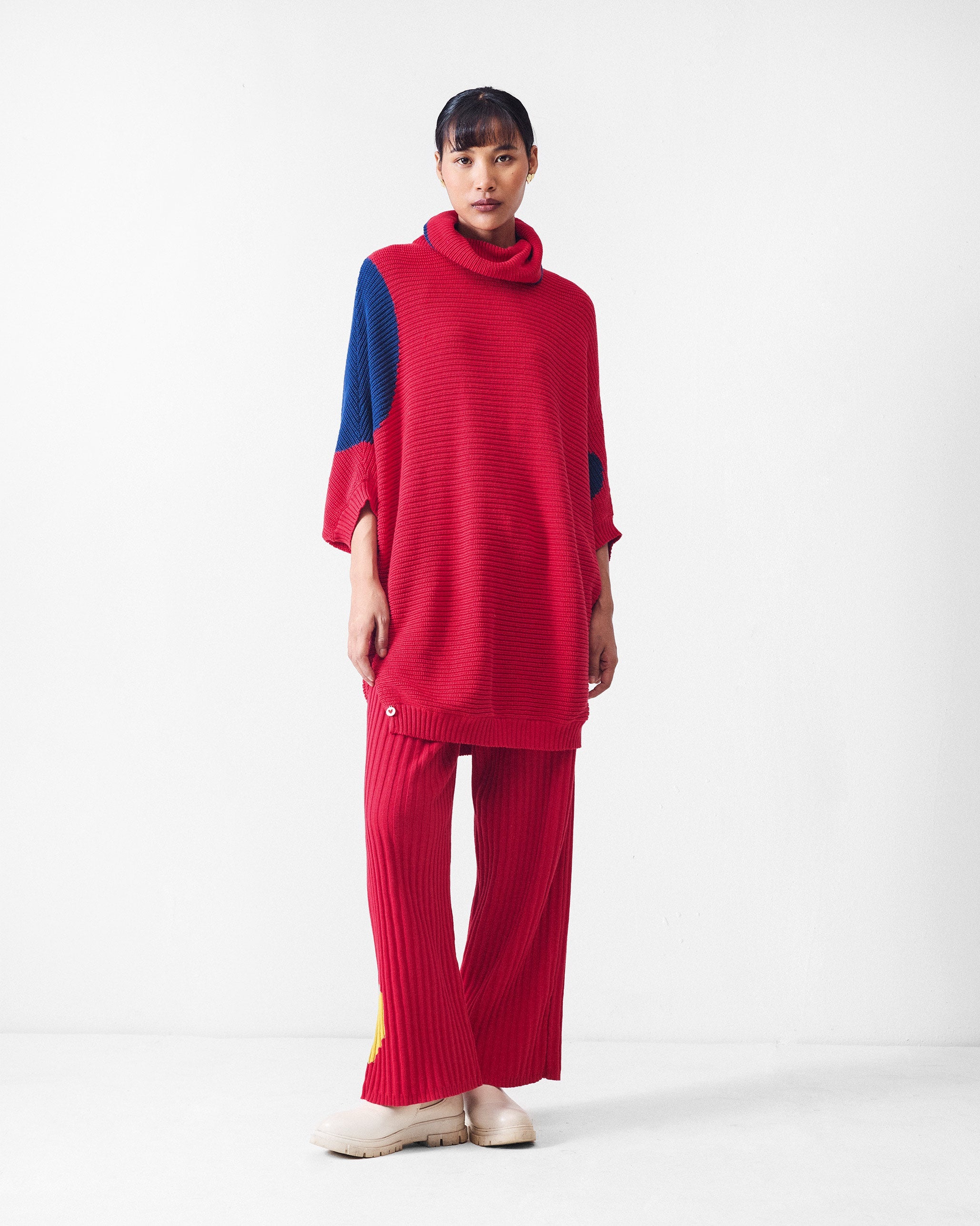Tao Turtle Neck Sweater - Red