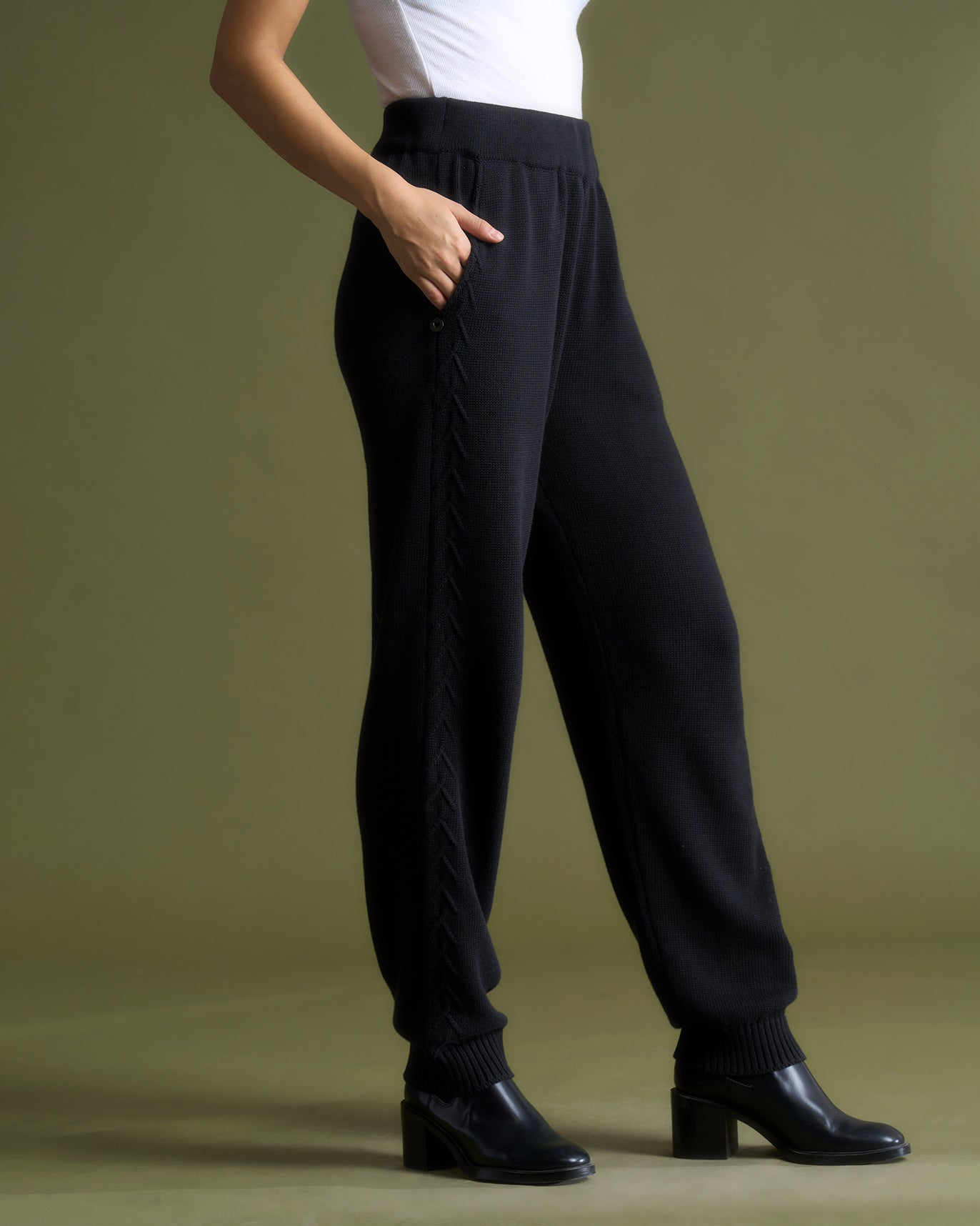 Pull-on Pants - Black