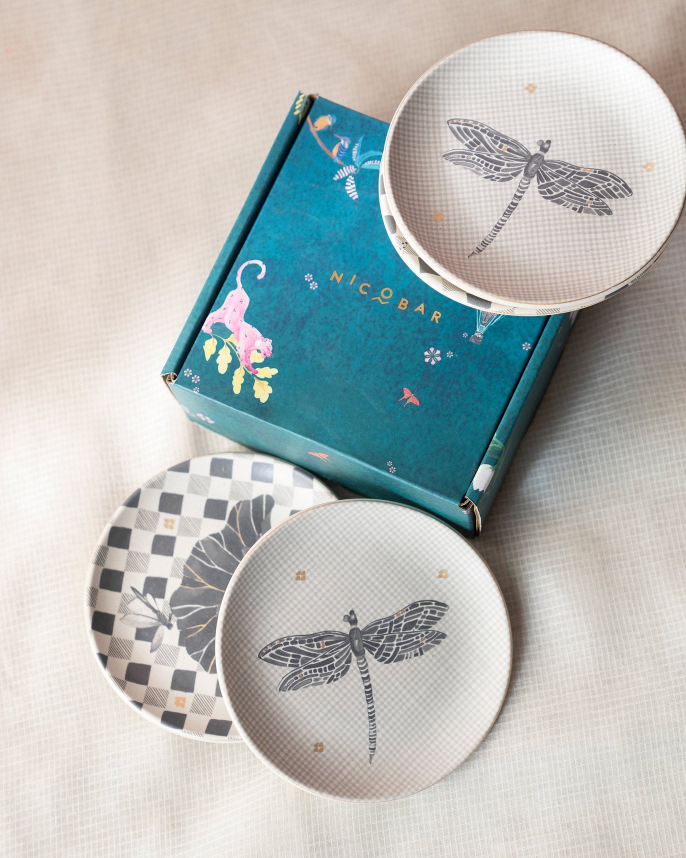 Nectar tea plates (set of 4)