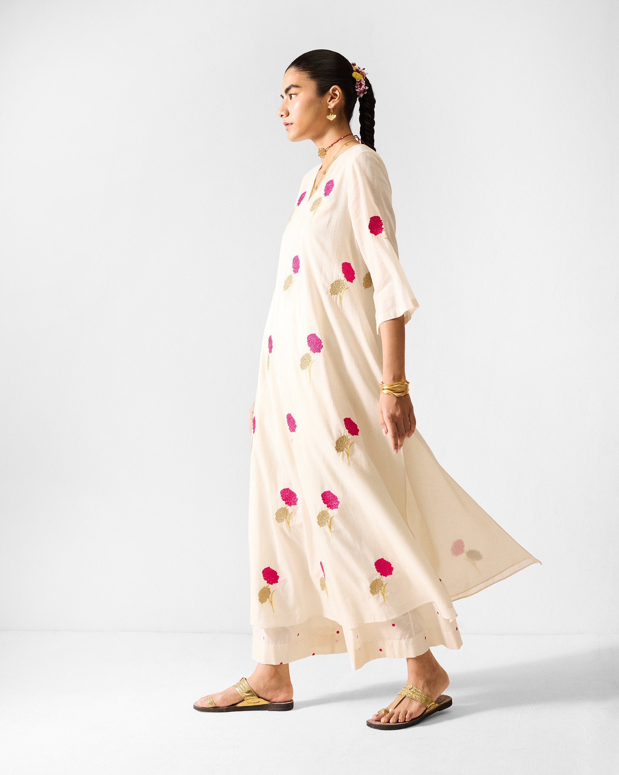 The Hampi Kurta Set- Ivory & Fuschsia Printed