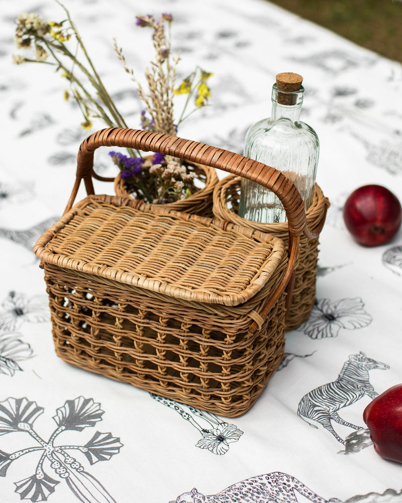 Godavari Picnic Basket