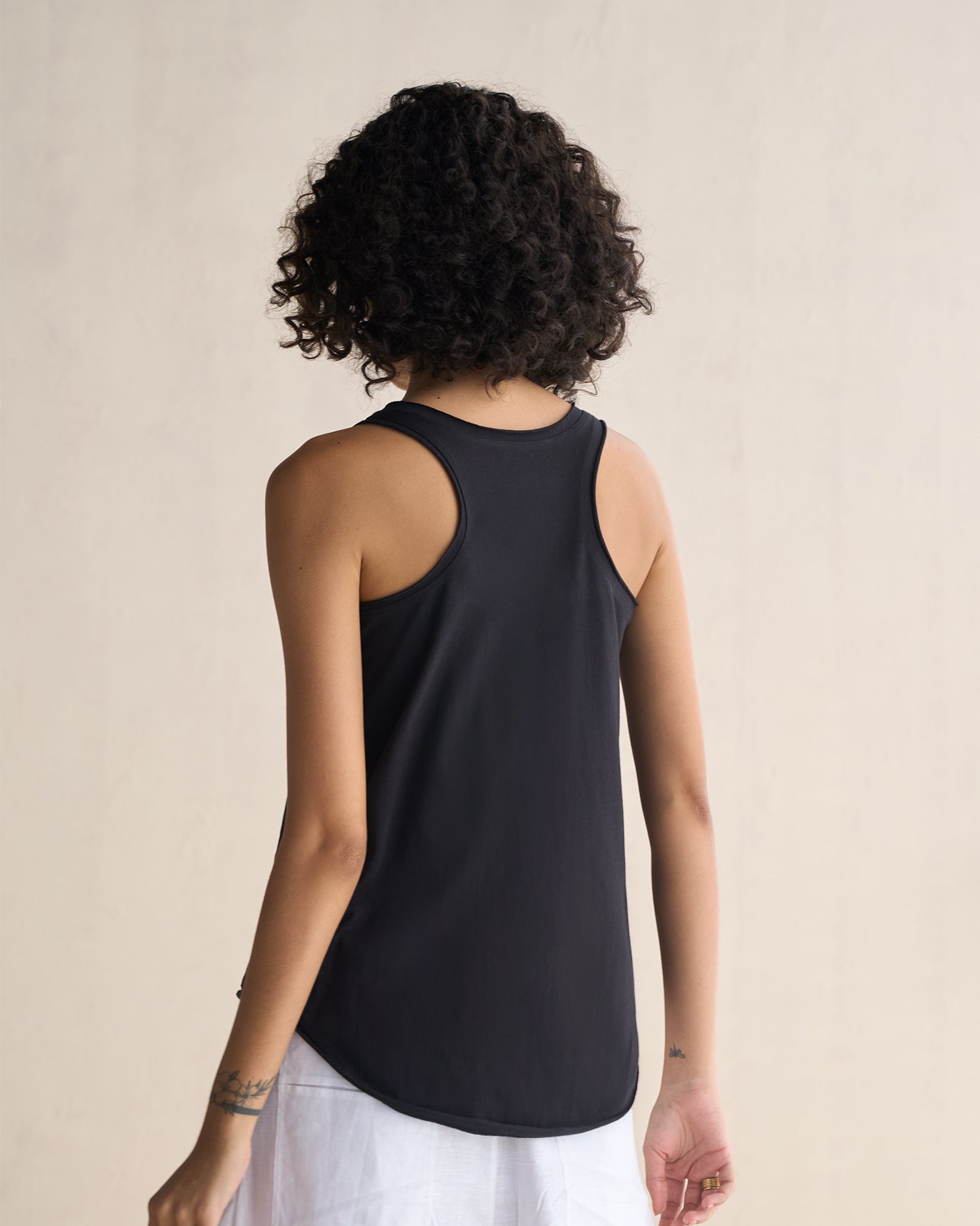 Ukiyo Racerback Tank - Black