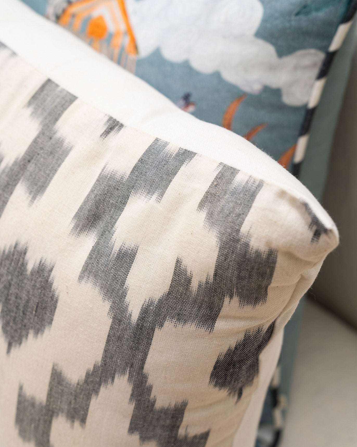 Solang Cushion Cover