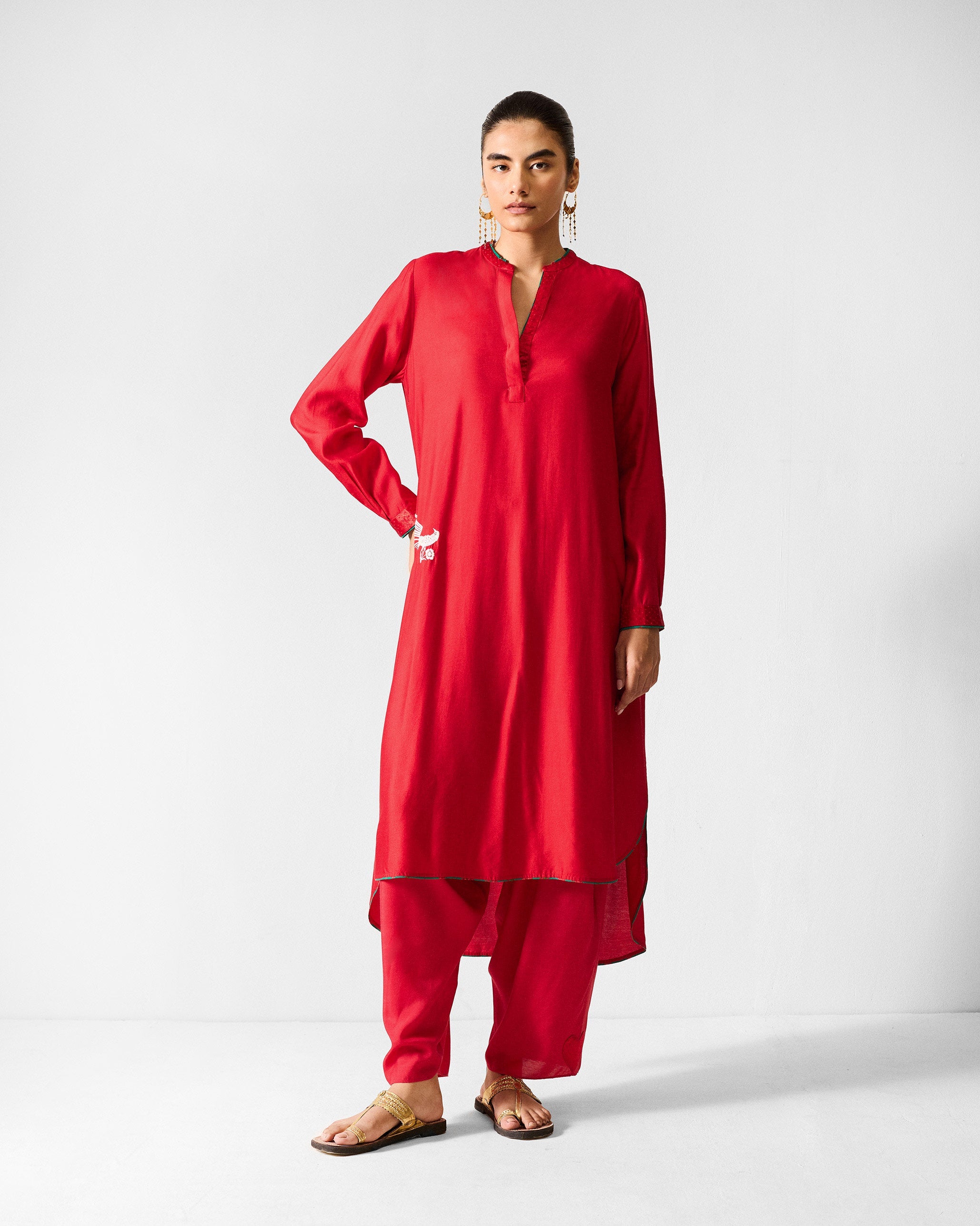 The Chaand Kurta Set- Red & Ivory