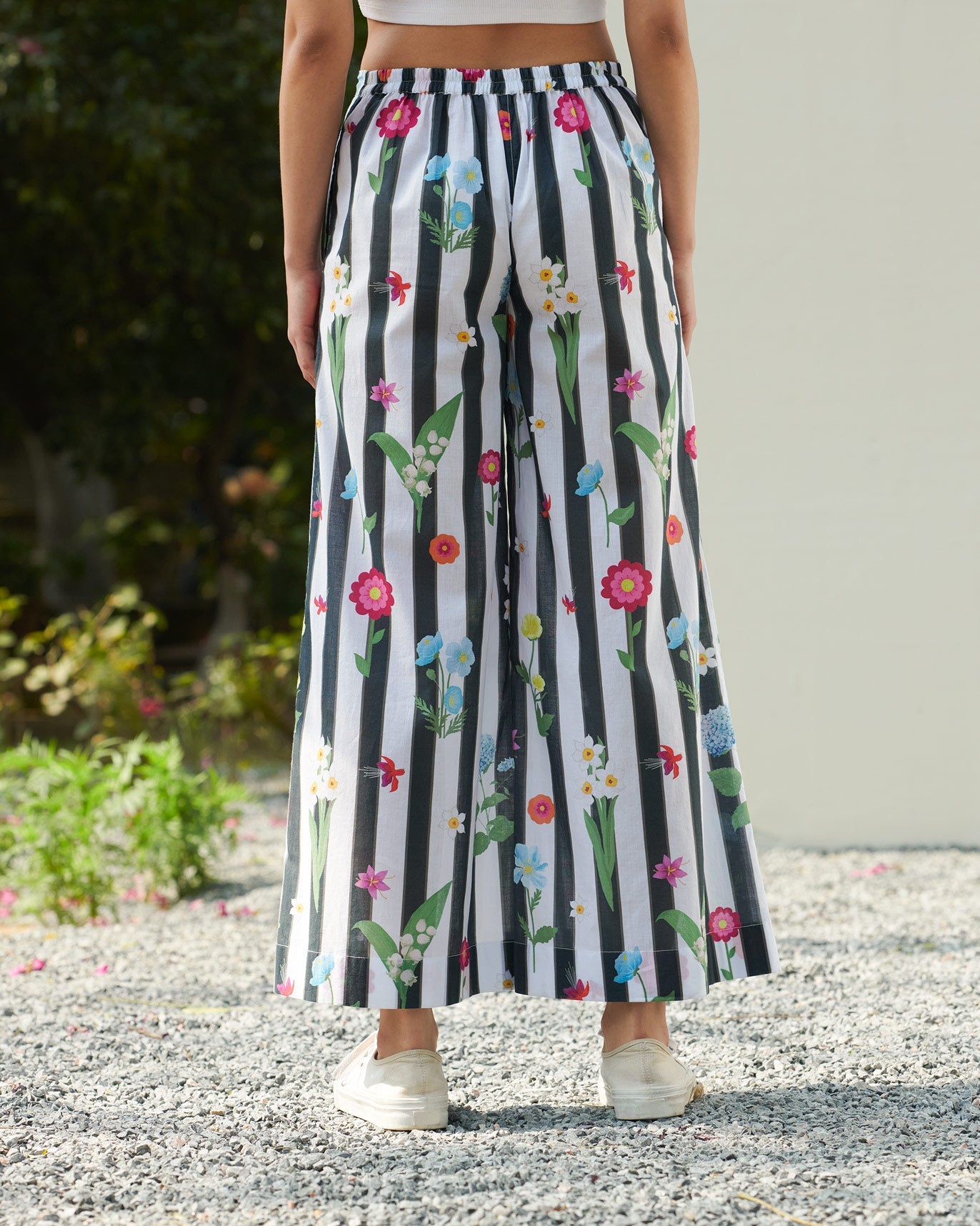 Basic Pyjamas - White & Black