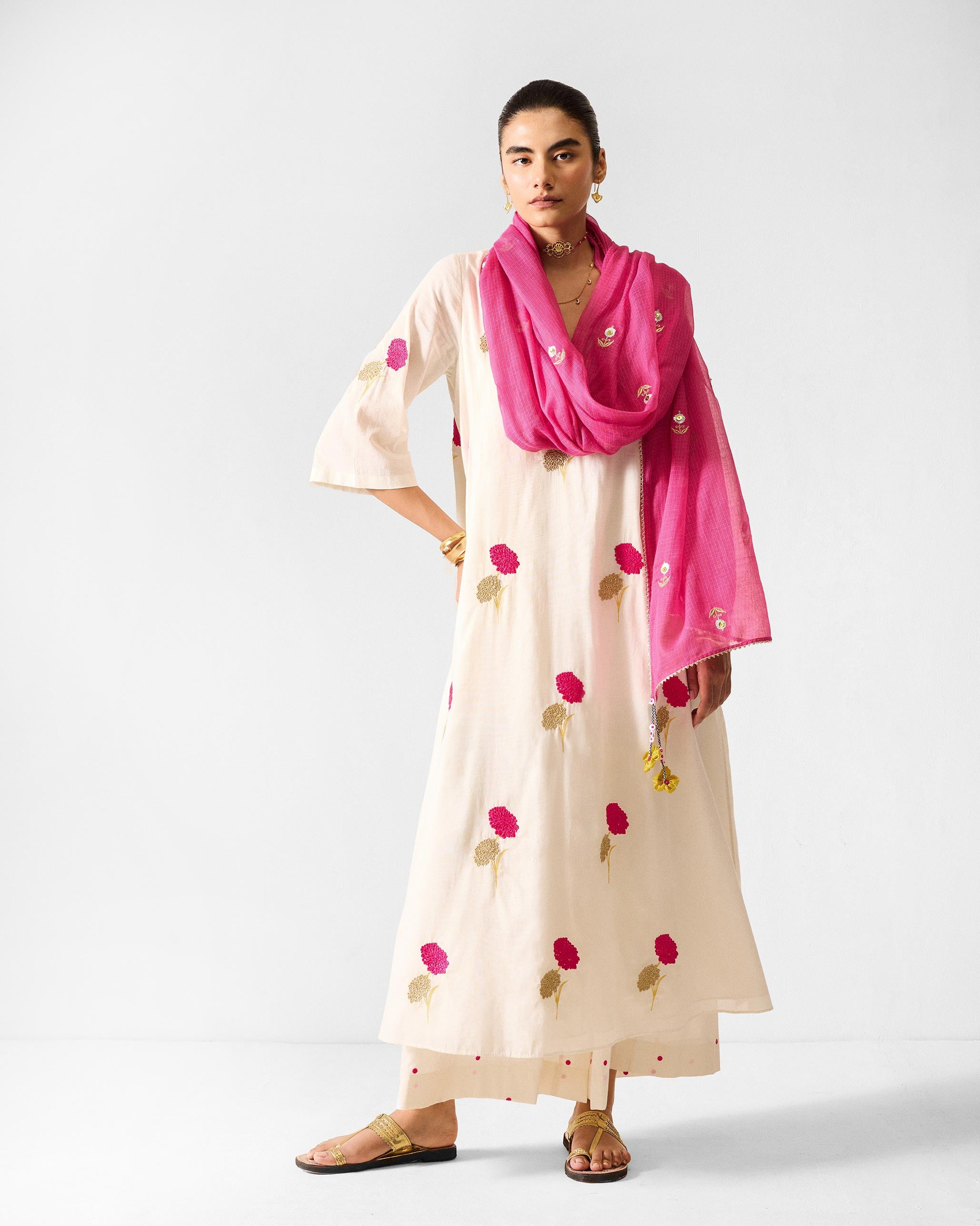 The Hampi Kurta Set- Ivory & Fuschsia Printed