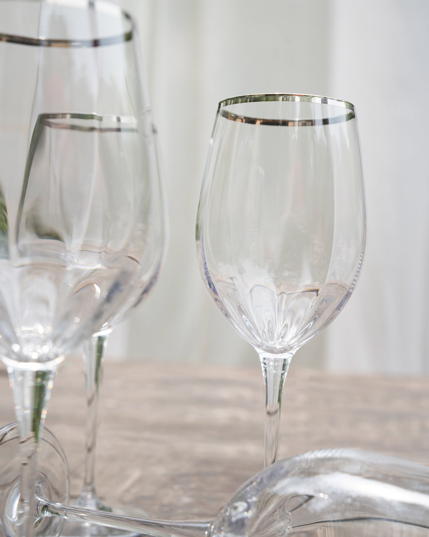 Estrella White Wine Glass (Set of 4)