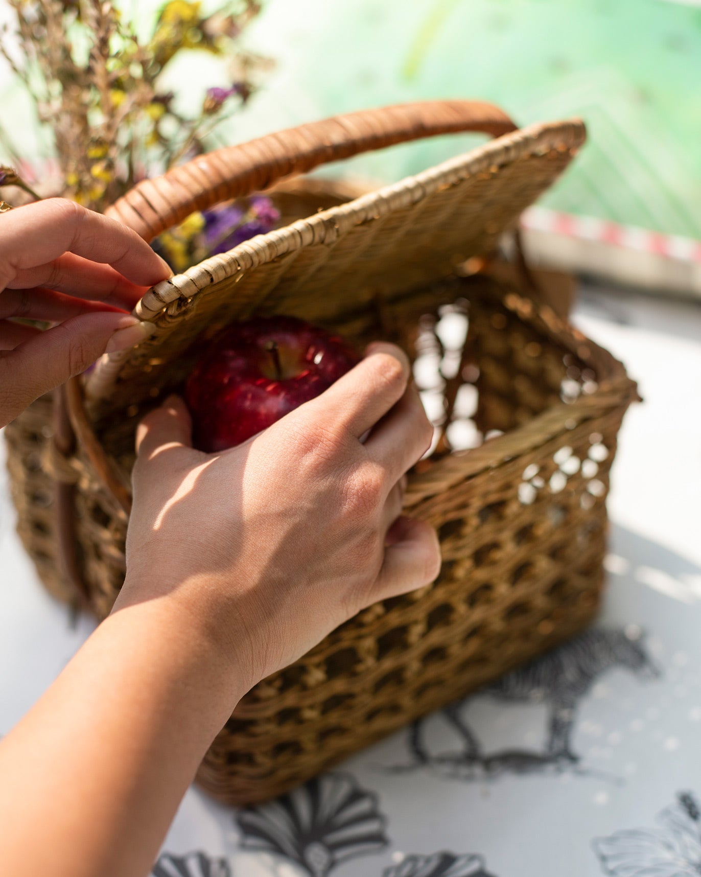 Godavari Picnic Basket