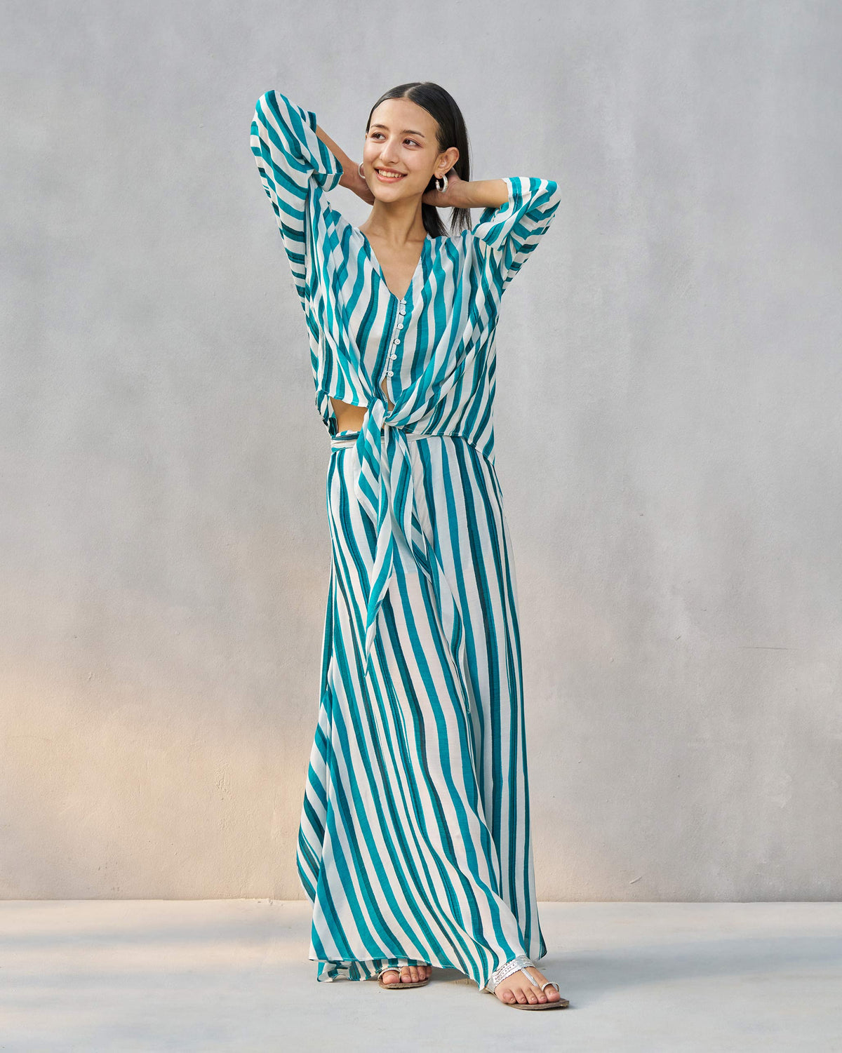 Uneven Hem Pants - Teal & White Tssxnb