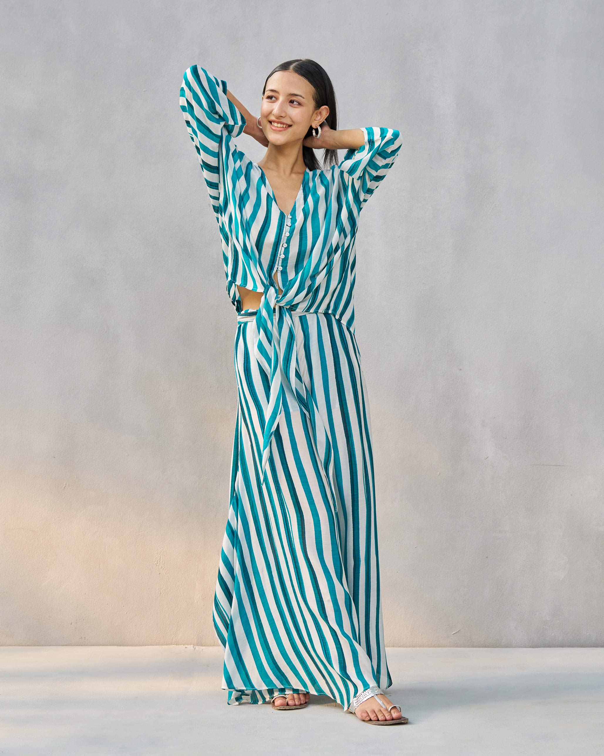 Front Knot Top - Teal & White Tssxnb