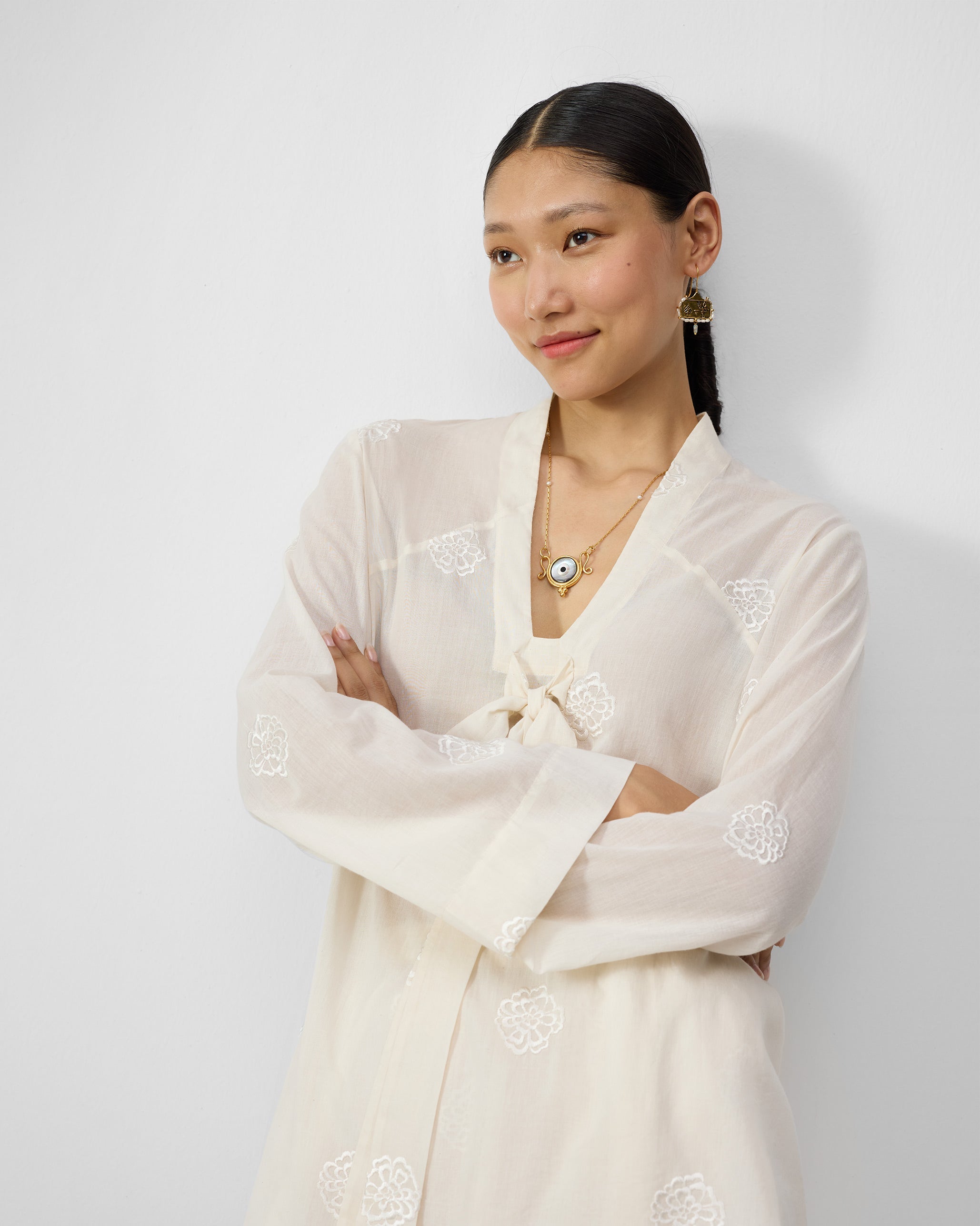 The Necktie Set - Ivory Embroidered