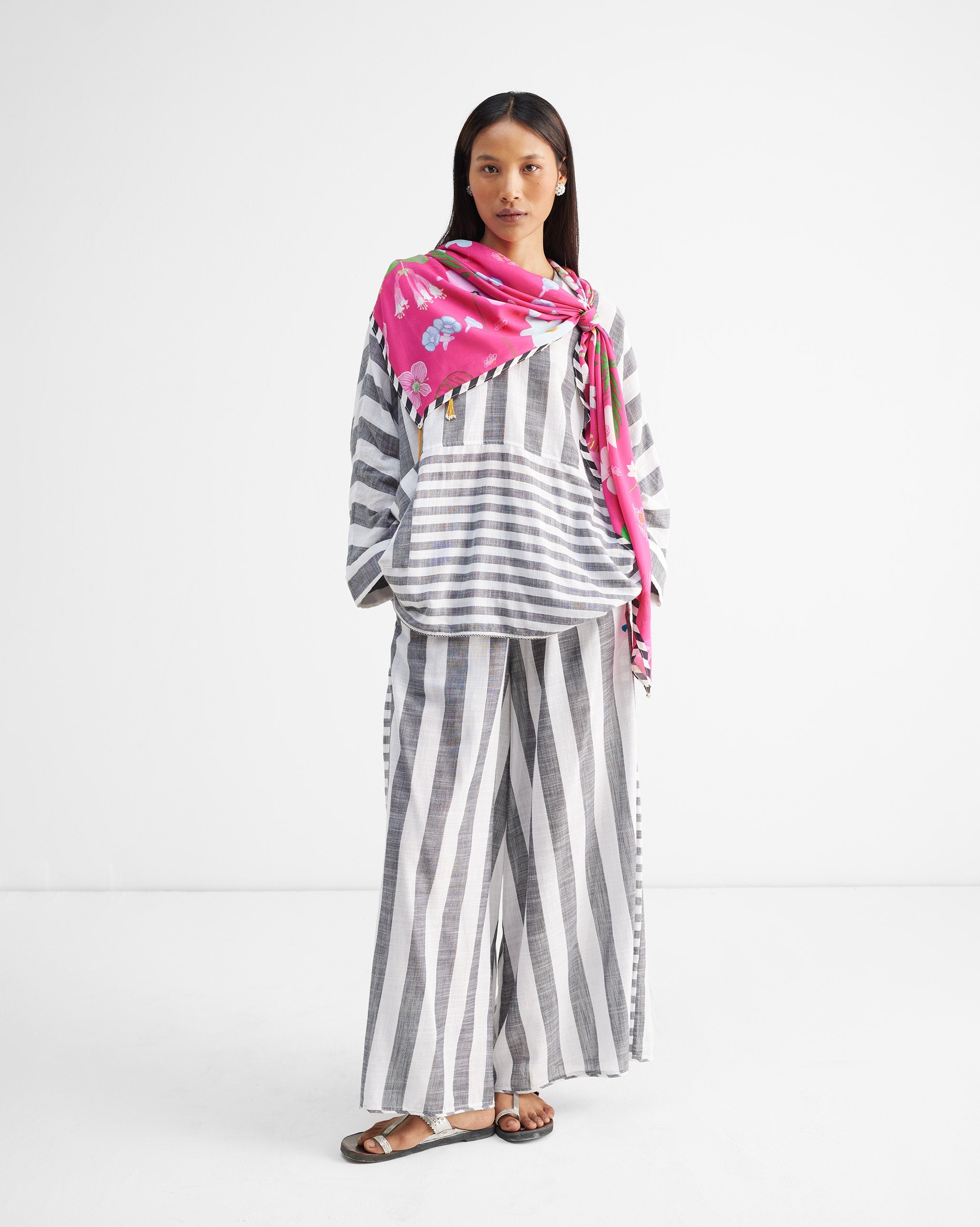 The Victory Top Set - Charcoal test