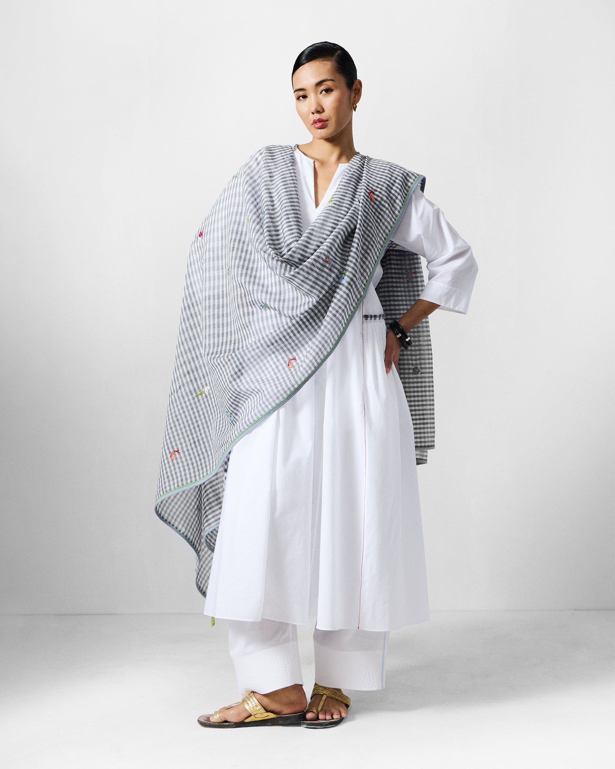 The Torsa Kurta Set - White