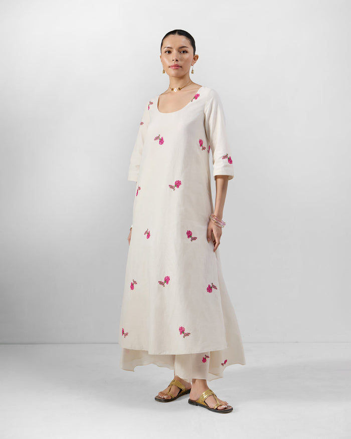 Amrai Kurta Set