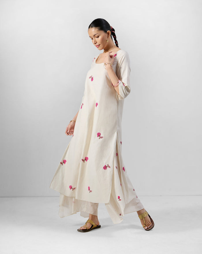 Amrai Kurta Set