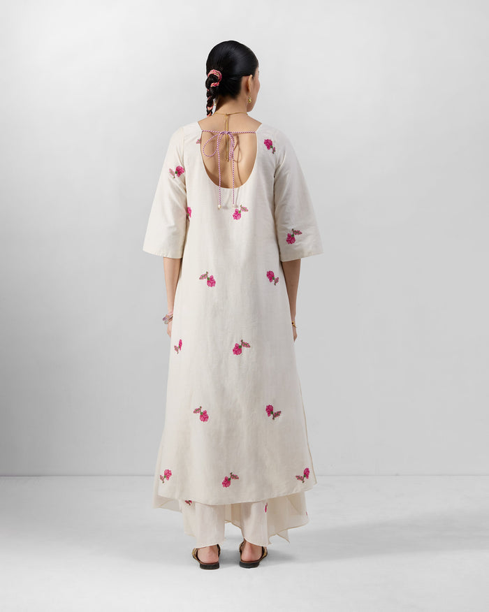 Amrai Kurta Set