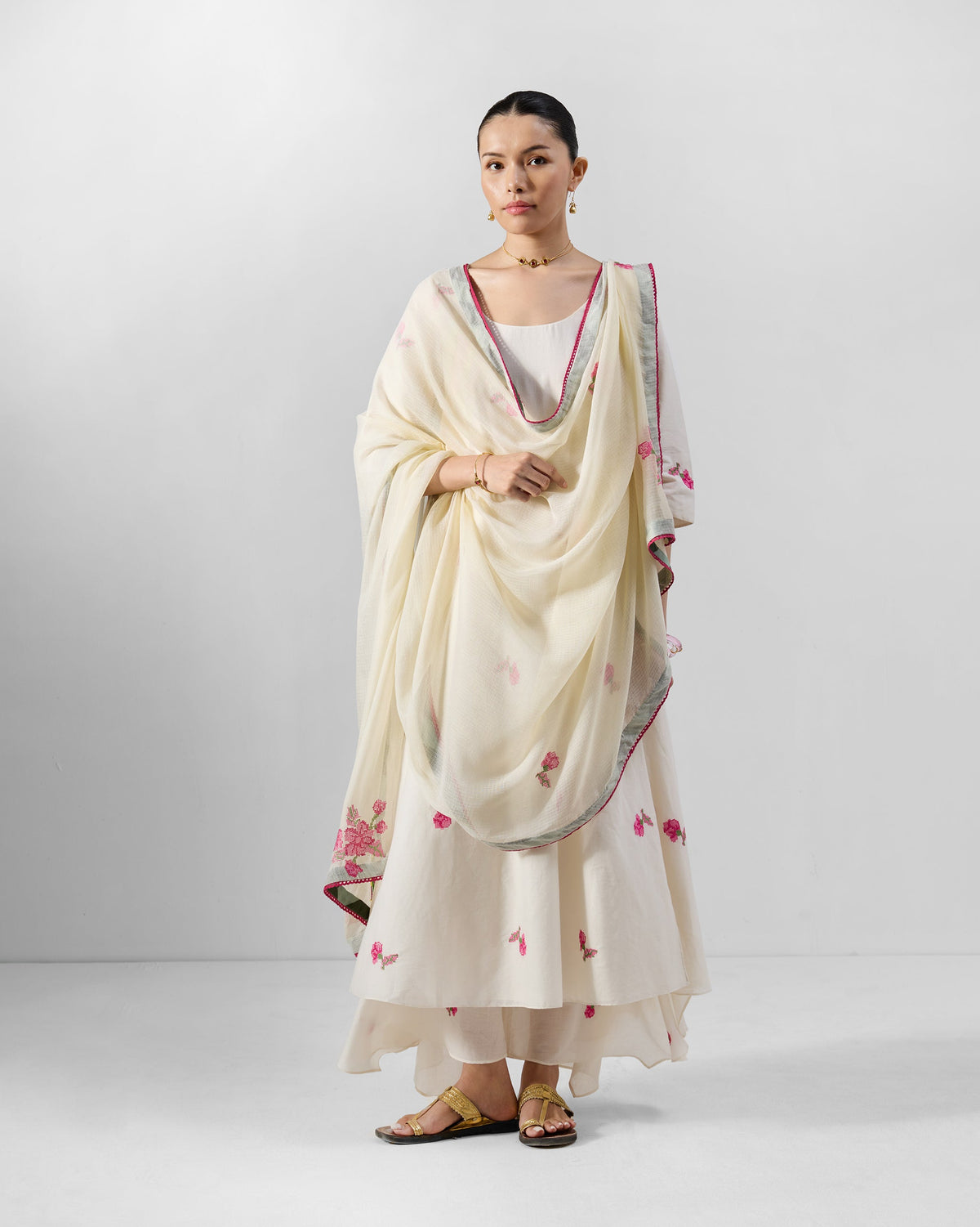 Amrai Kurta Set