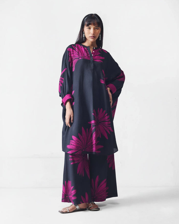 Lazy Sunday Tunic - Black & Mulberry Printed