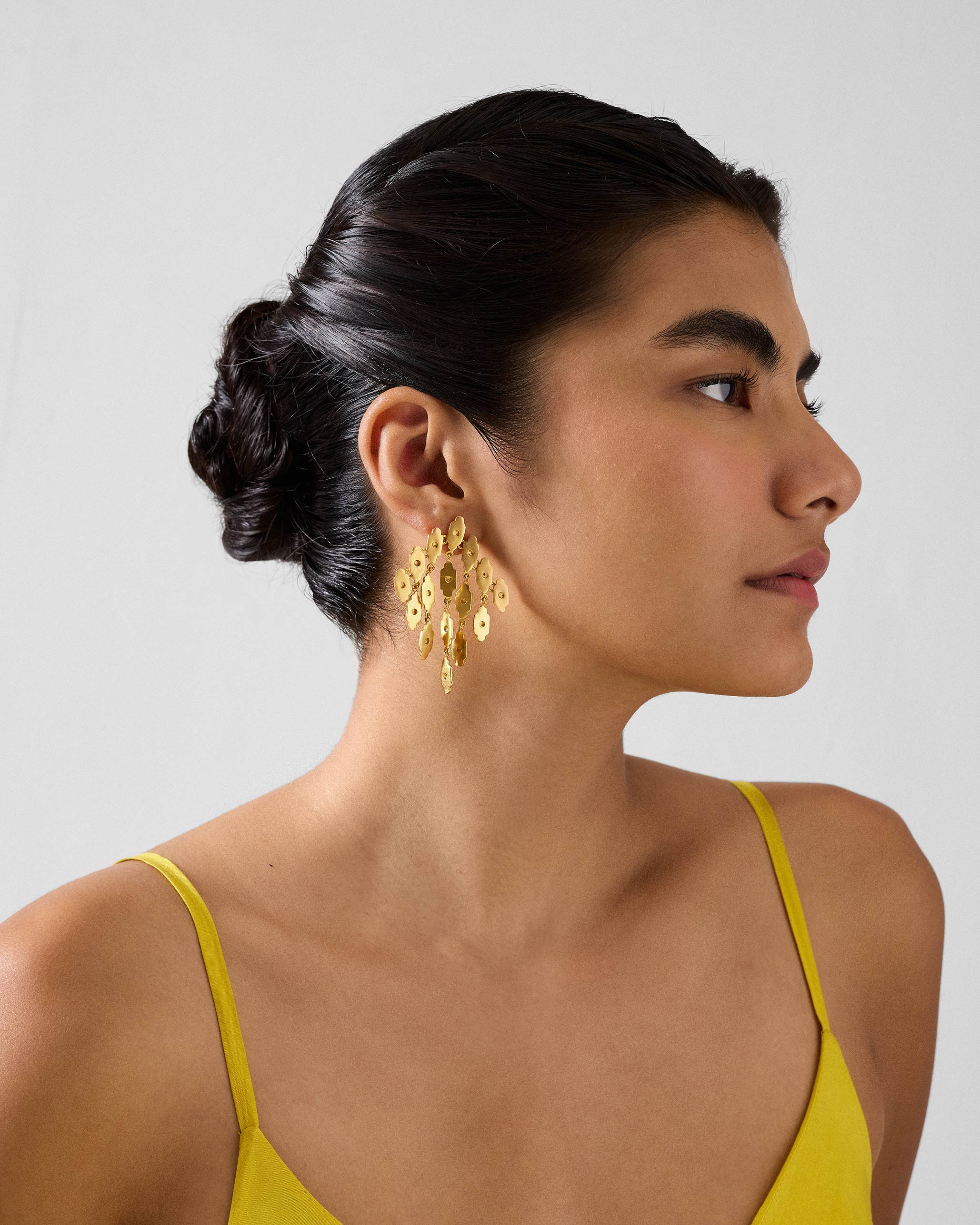 Zedi Drop Earrings - Gold