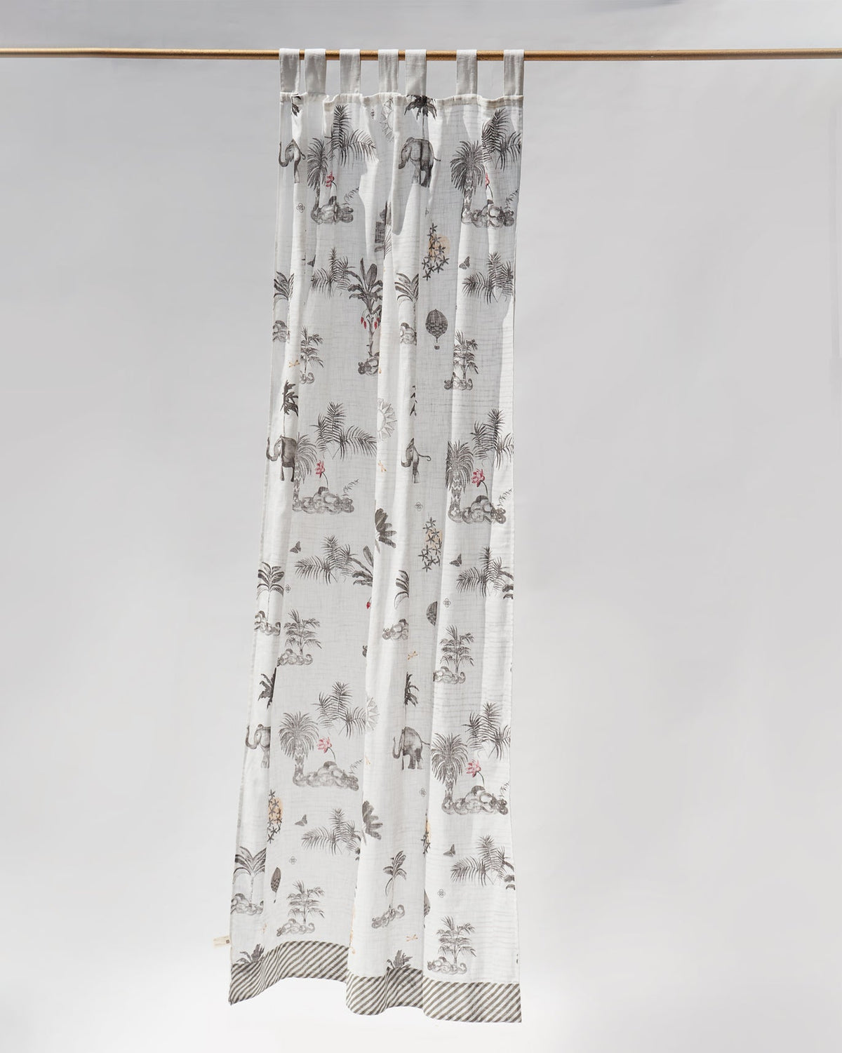 Nisarg Curtain Room