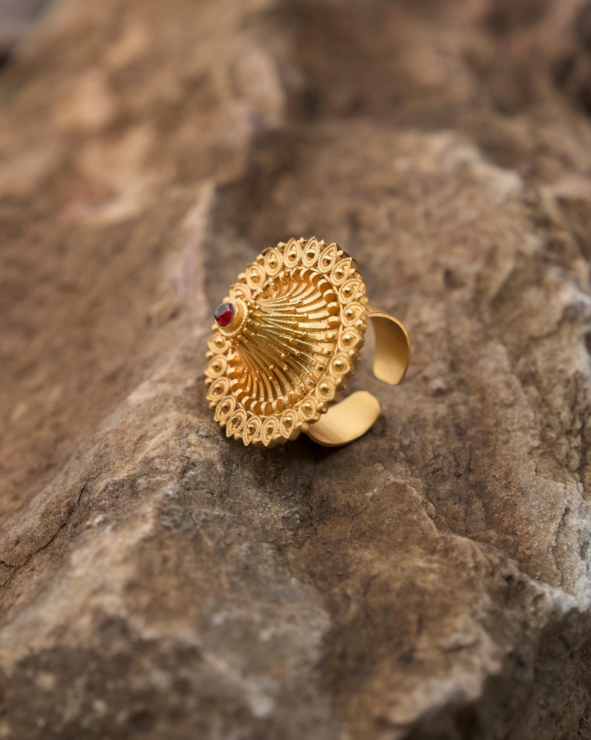 Brolly Ring - Gold