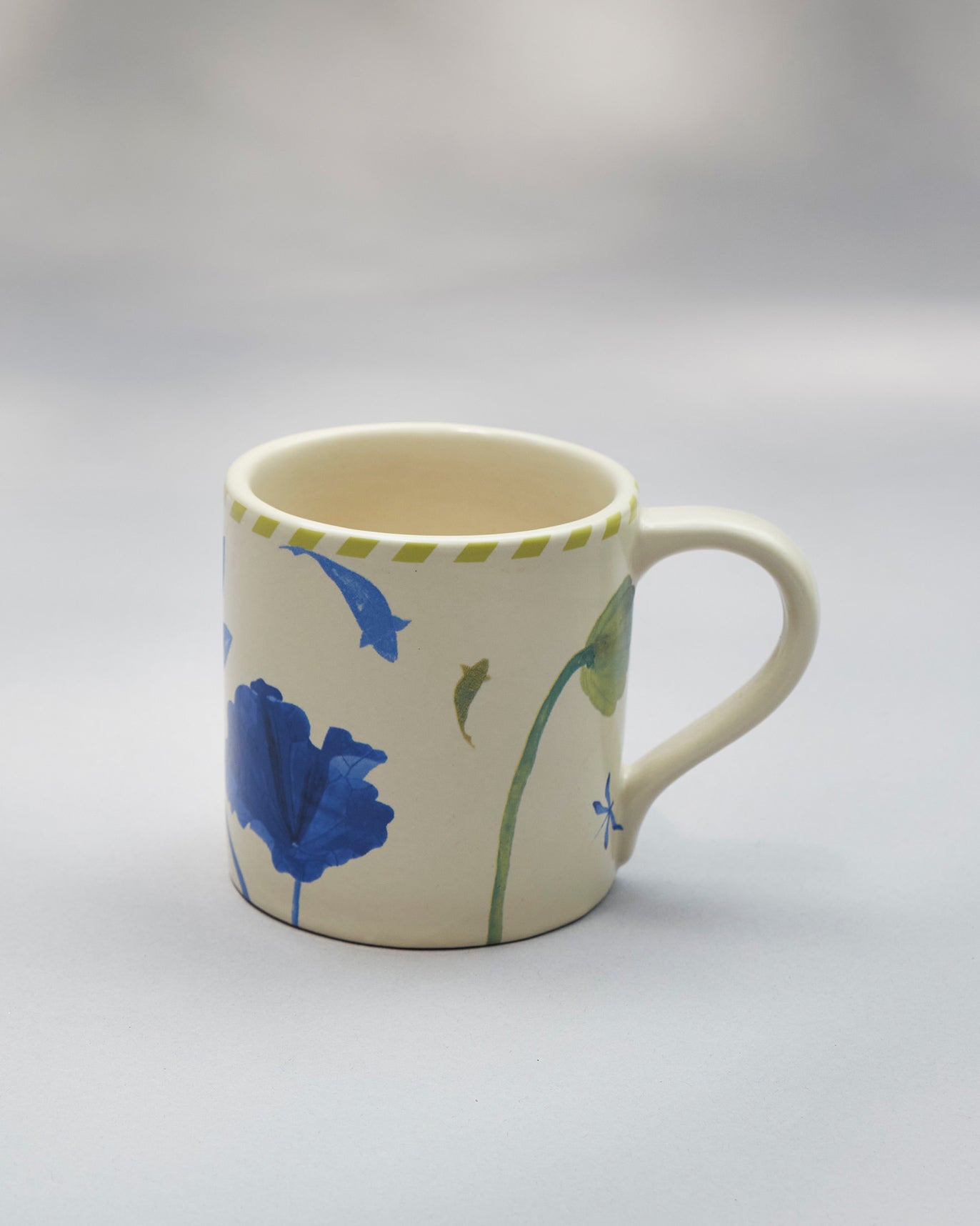 Lotus Straight Mug