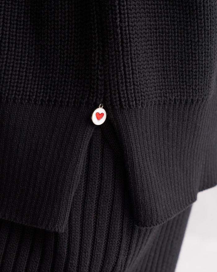 Turtle Neck Sweater - Black