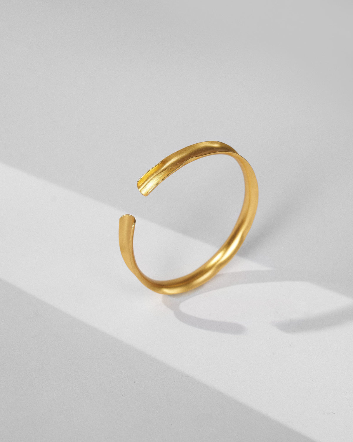 Batur Bangle Thin - Gold