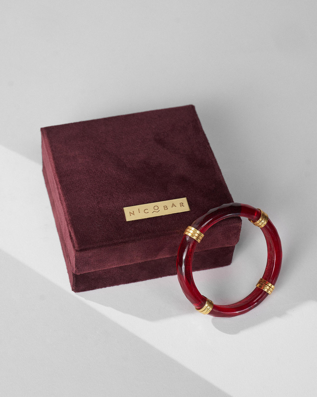 Cara Bangle - Red