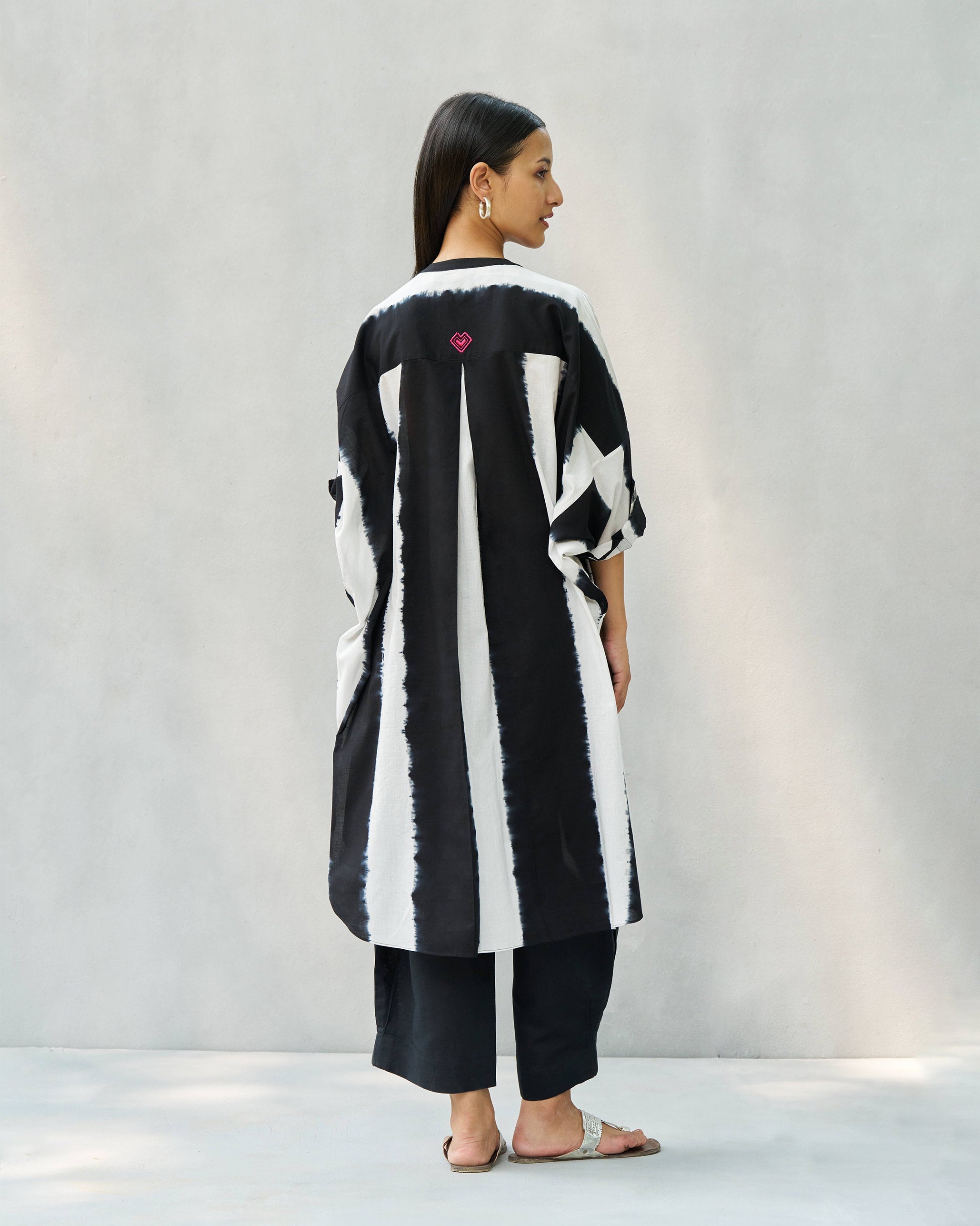 Lazy Sunday Tunic - Black & Ivory