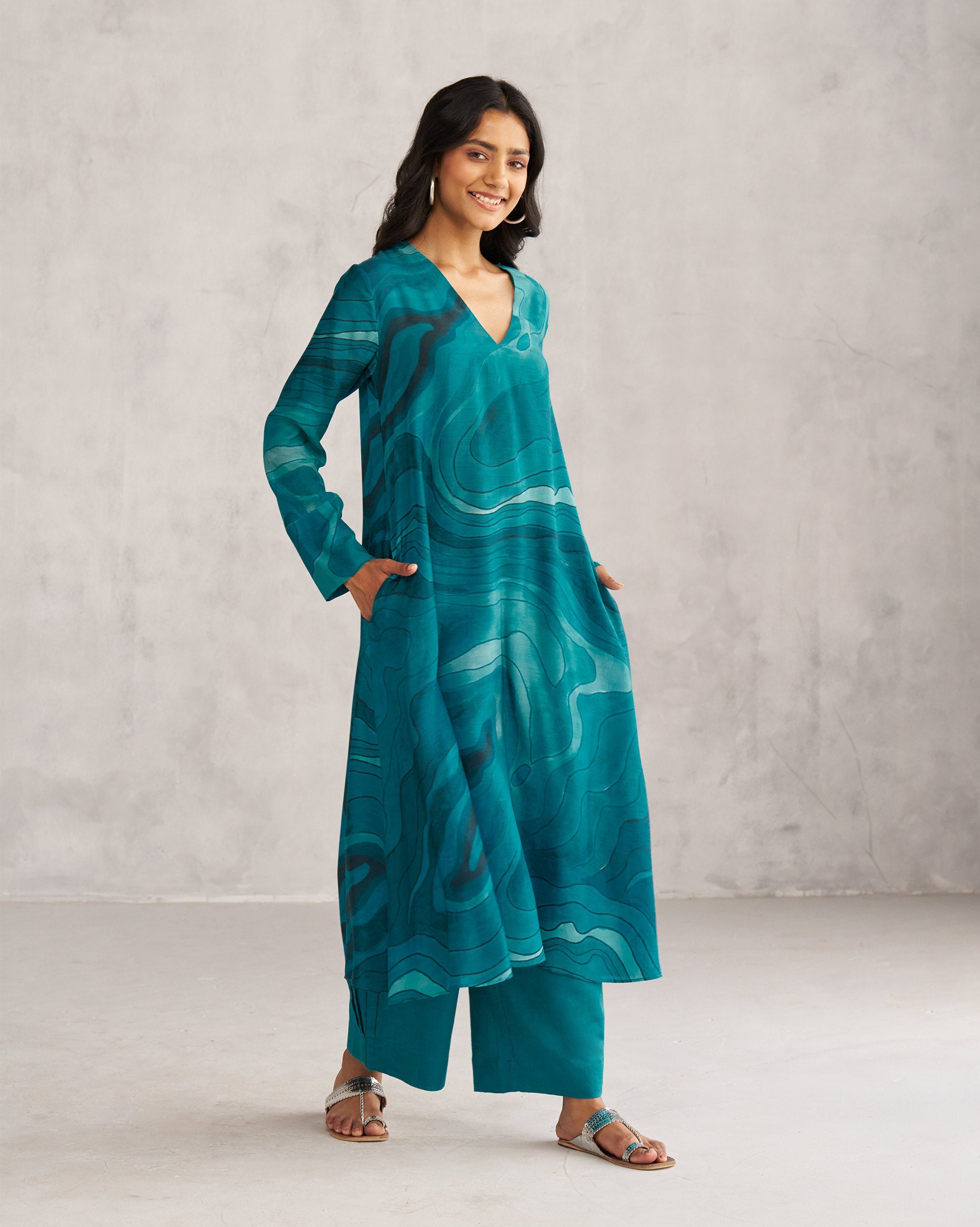 V-Neck Flare Kurta - Teal Tssxnb