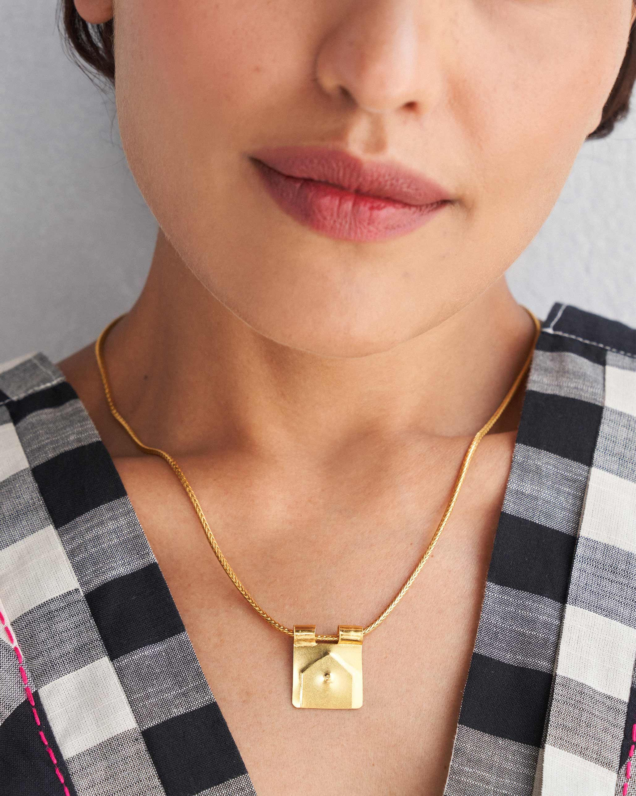 Stonetown Necklace - Gold