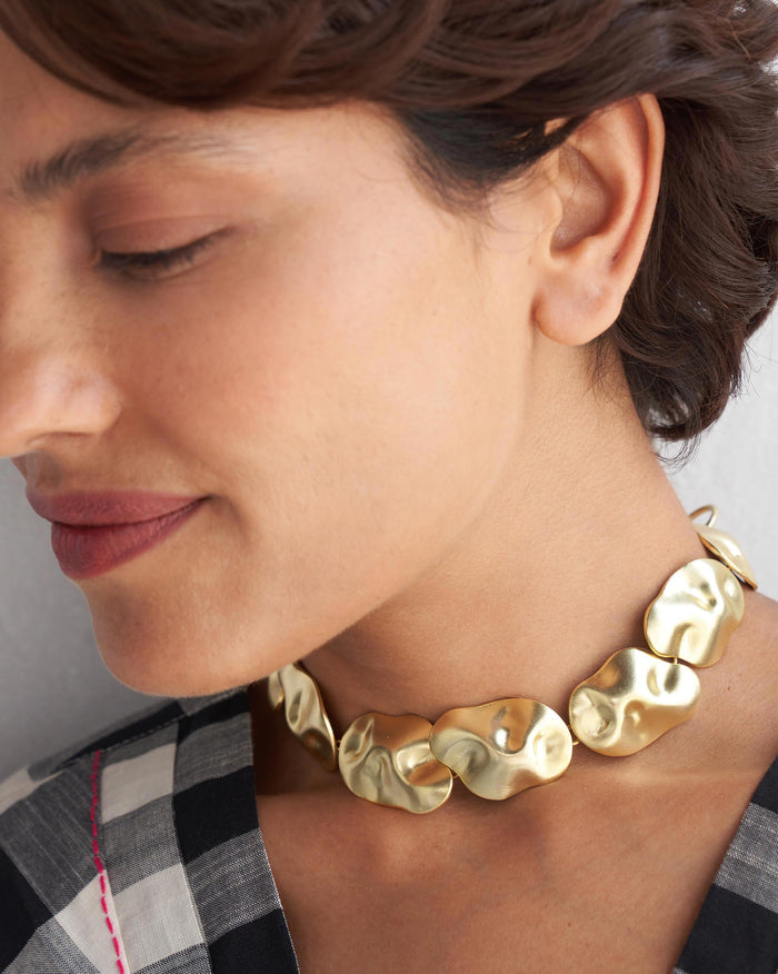 Oyster String Necklace - Brass