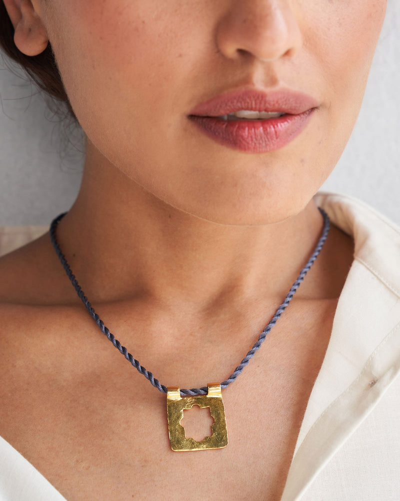 Jharoka Necklace - Gold & Charcoal