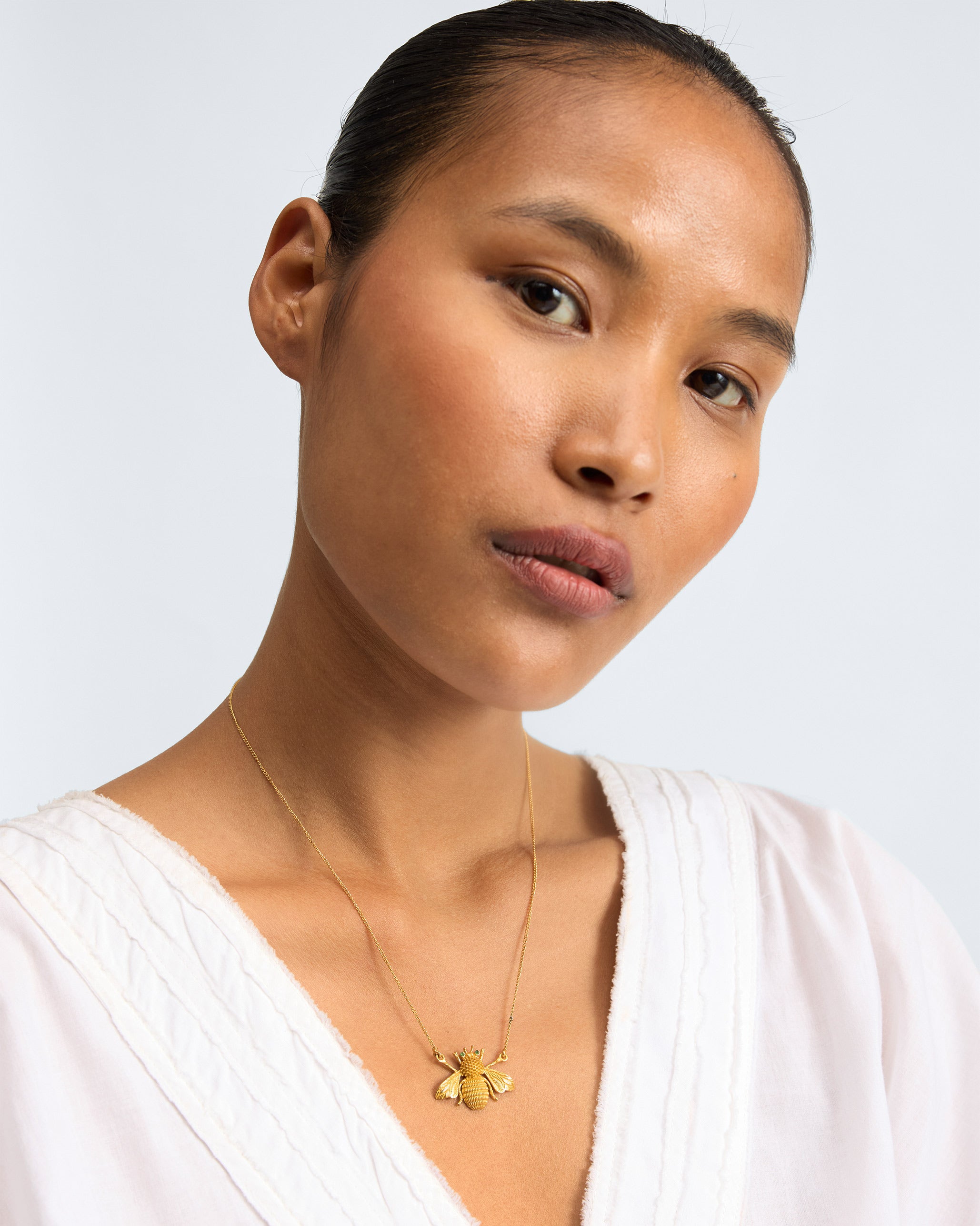 Bee Necklace (with chain) - Gold