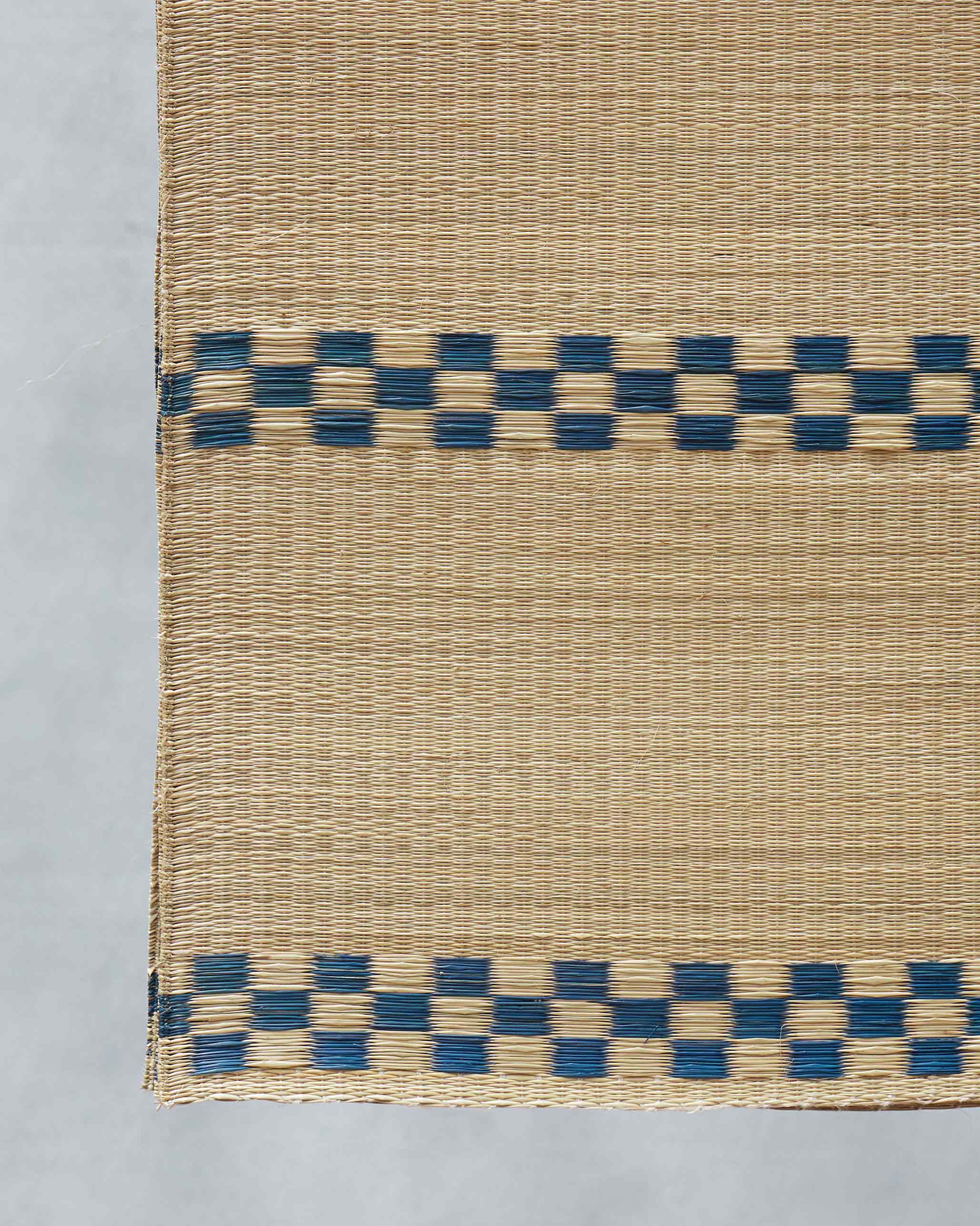 Sahara Madhura Grass Table Runner