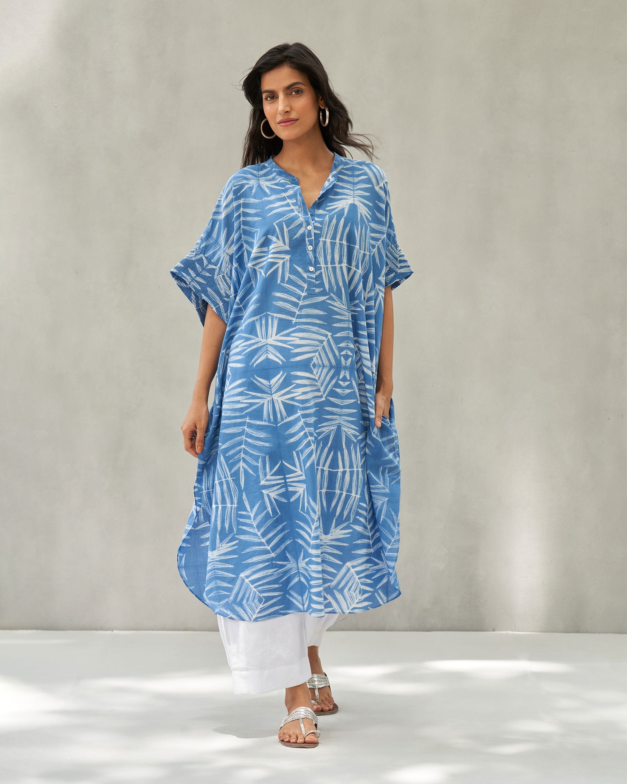 Elara Smocked Sleeves Kaftan - Blue